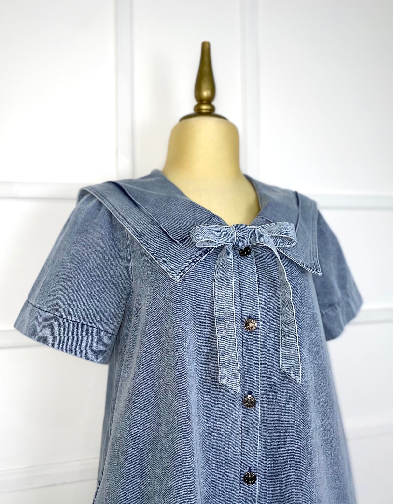 Vestido mezclilla holgado con moño