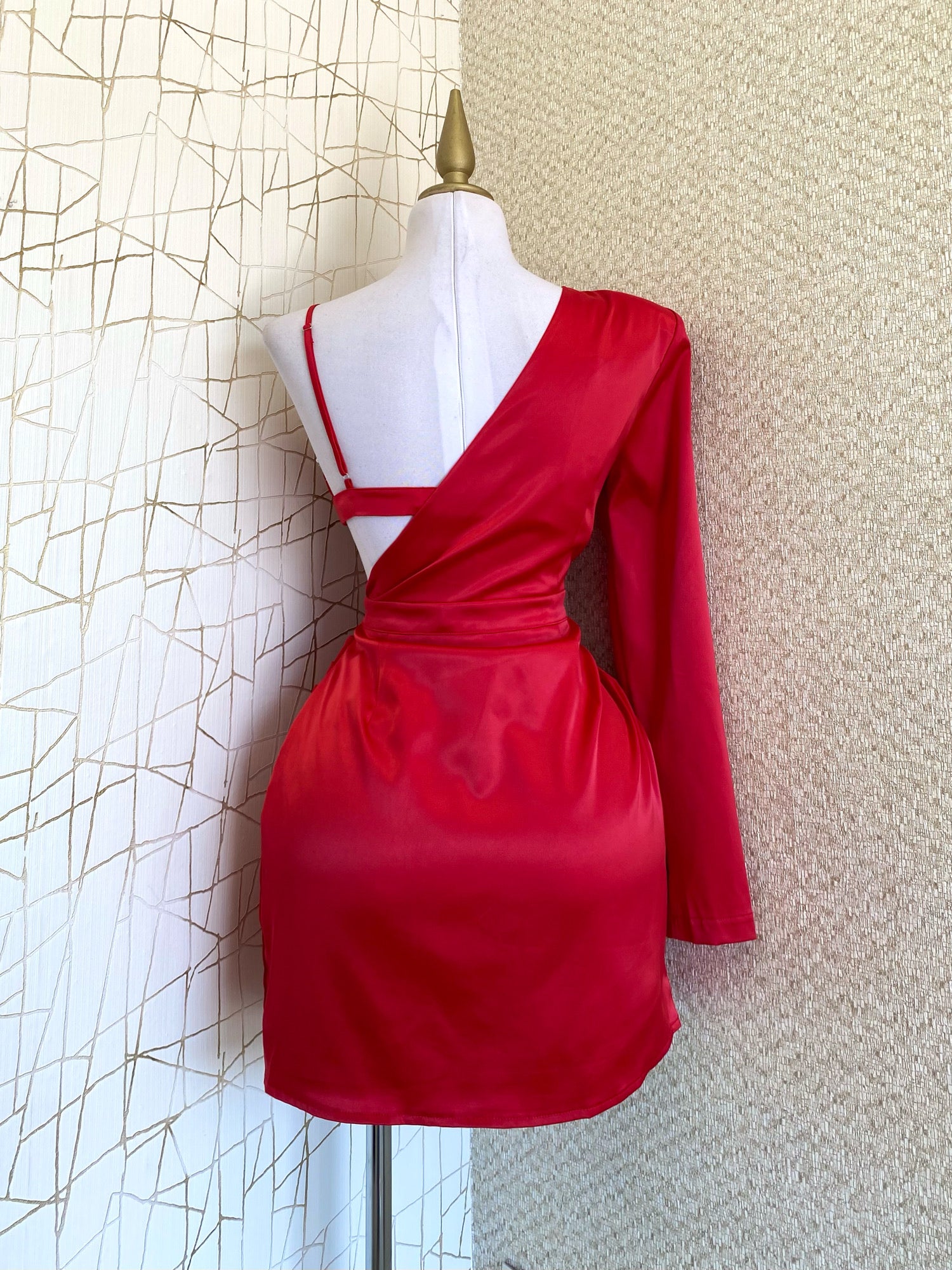Vestido satín con top de pedrería (2 colores)