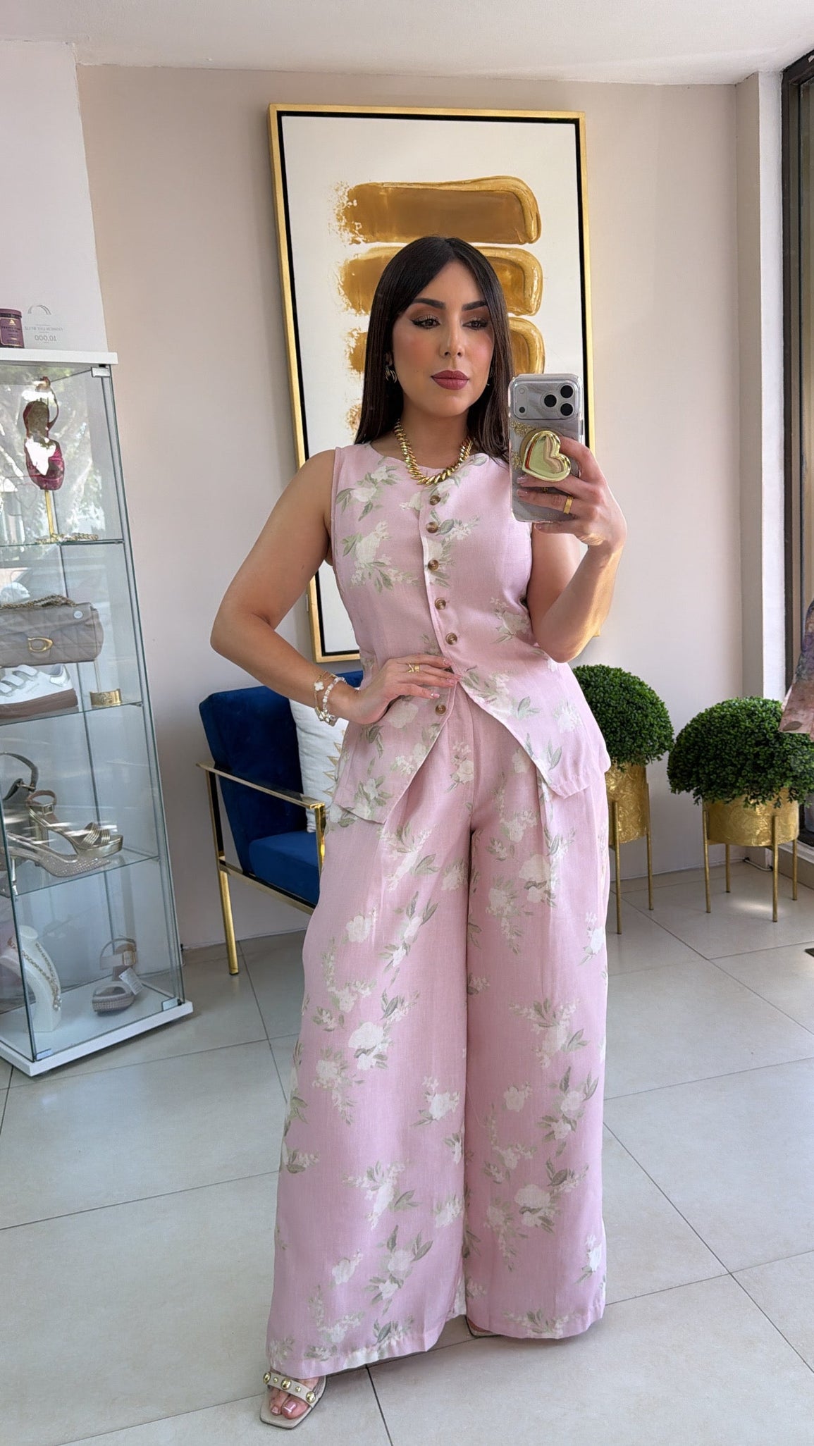 Set rosa flores blancas tipo lino