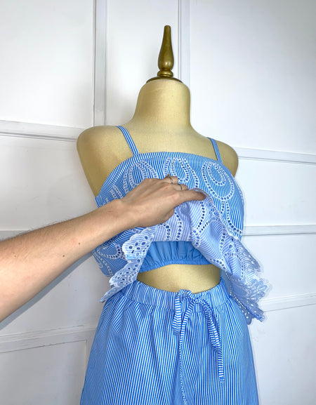 Set líneas azules con guipur