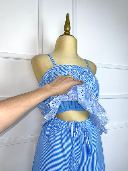 Set líneas azules con guipur