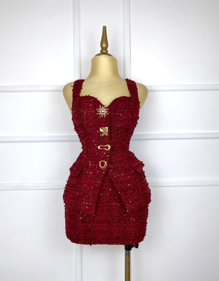 Set tinto tweed con botones dorados