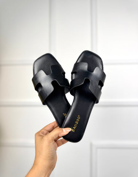 Sandalias negras