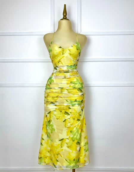 Vestido midi amarillo con flores