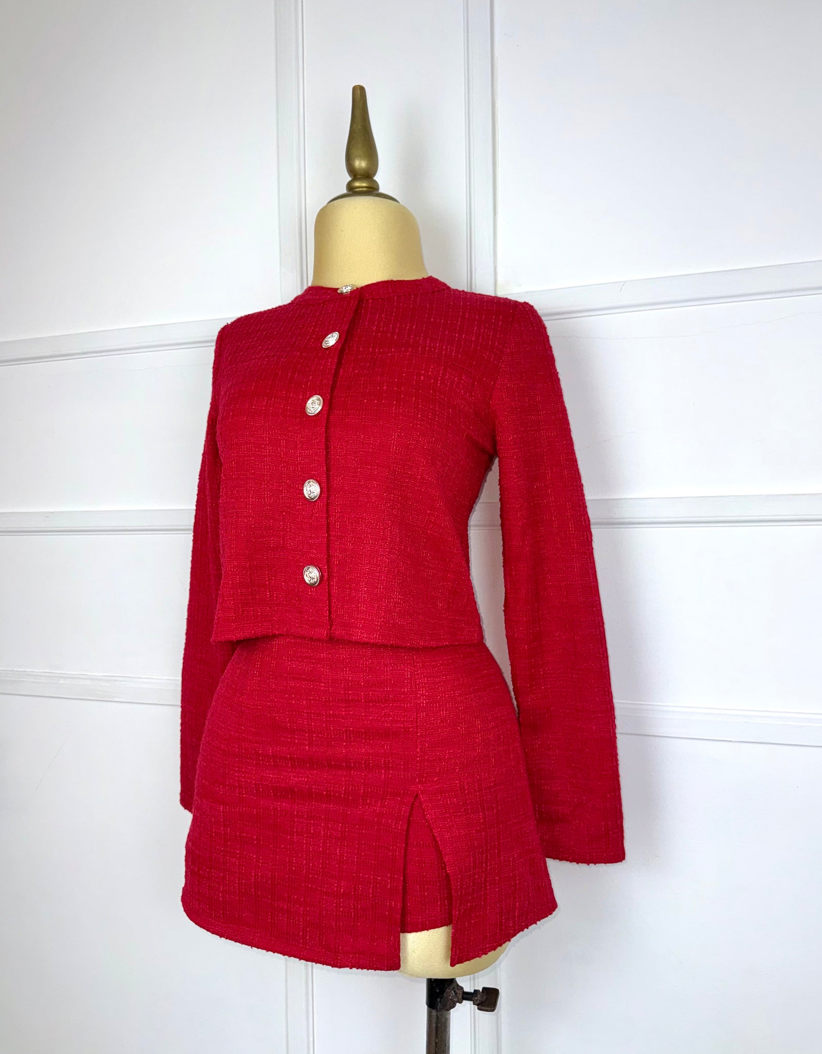 Set rojo tweed con botones