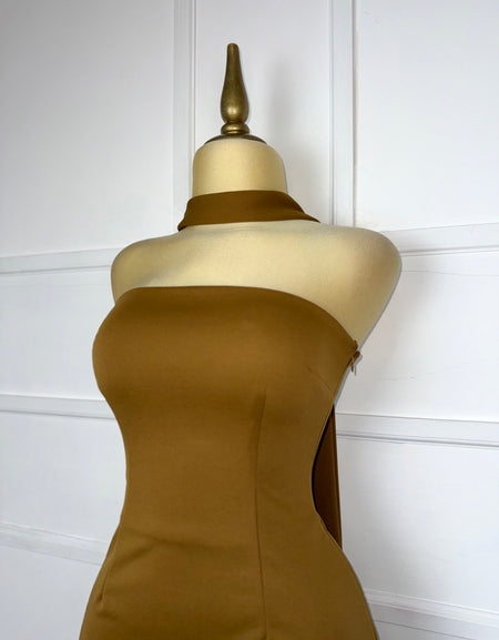 Vestido liso con listón