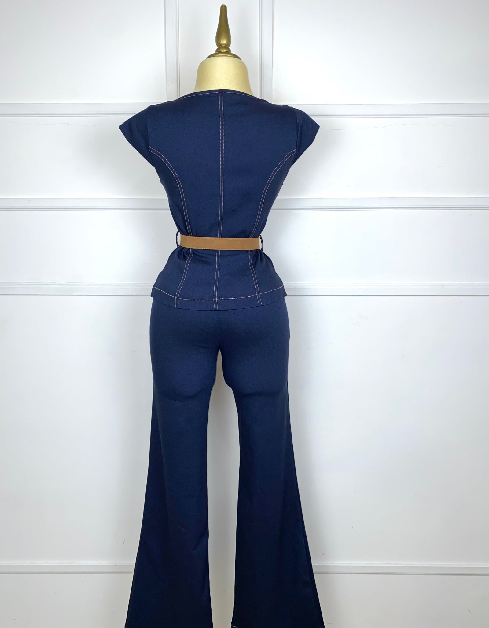 Set tipo mezclilla stretch con cinto
