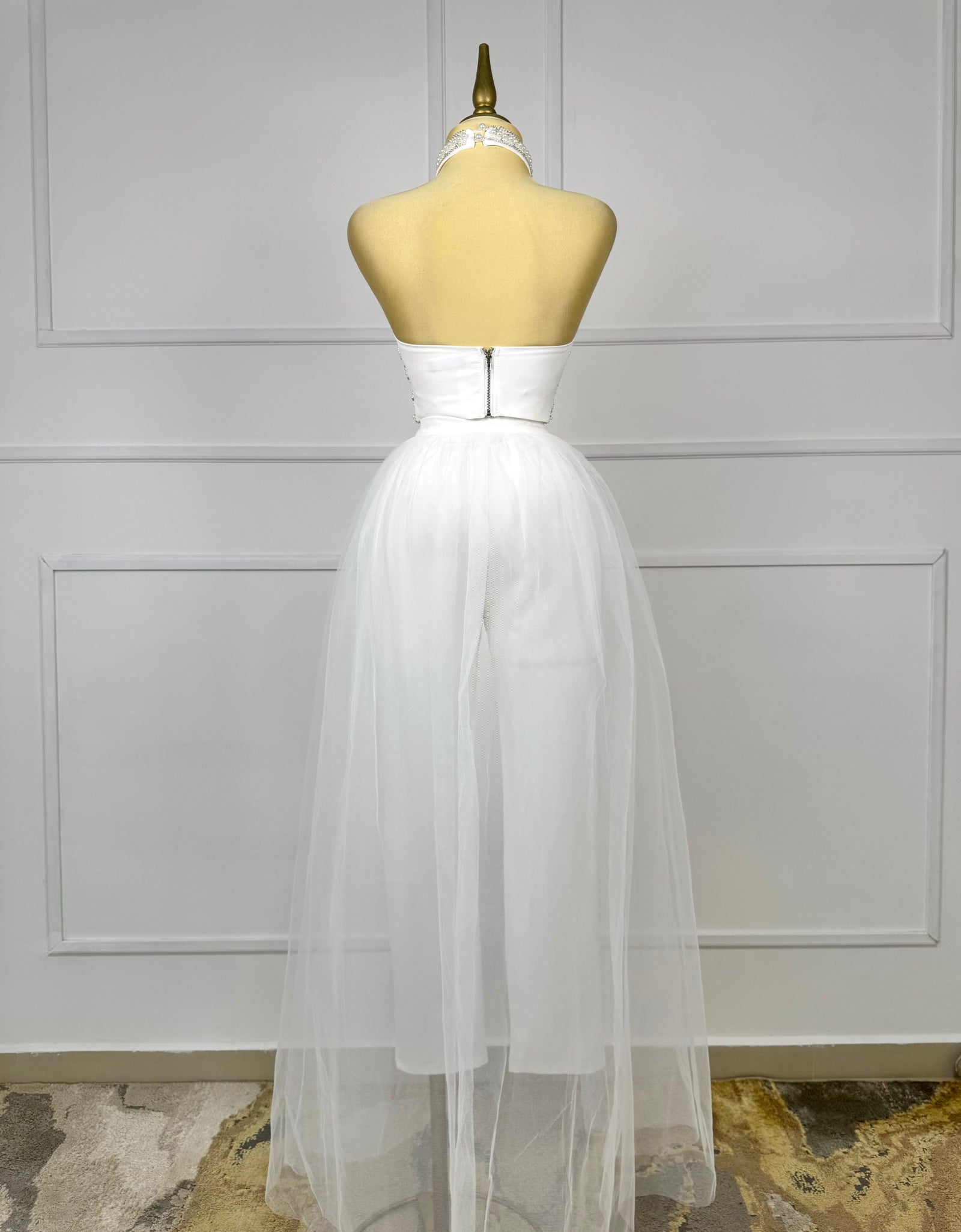 Set blanco con tul y pedrería