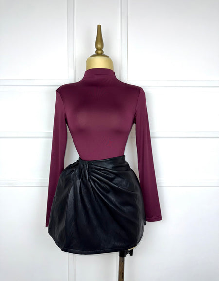 Short falda negro vinipiel