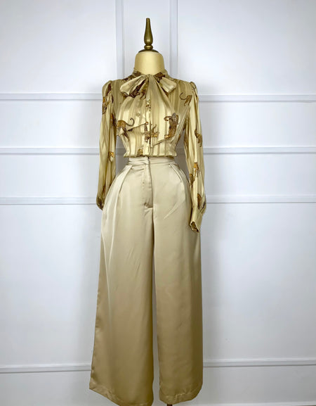 Set satinado con leopardos