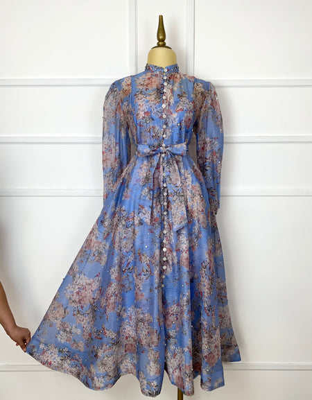 Vestido azul largo estampado floral