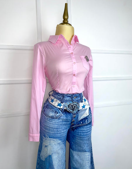 Pantalón azul tipo mezclilla estampado vaquero