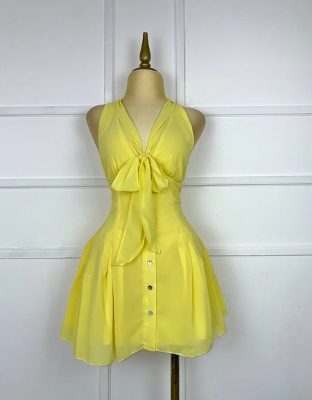 Vestido amarillo liso con botones