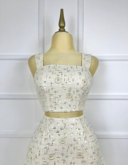 Set beige tweed con aplicaciones