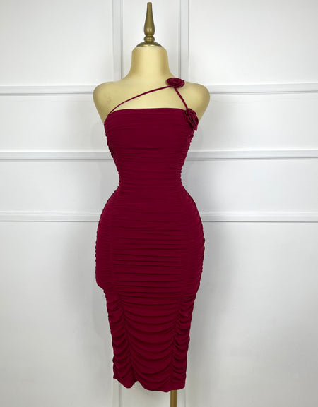 Vestido tinto drapeado