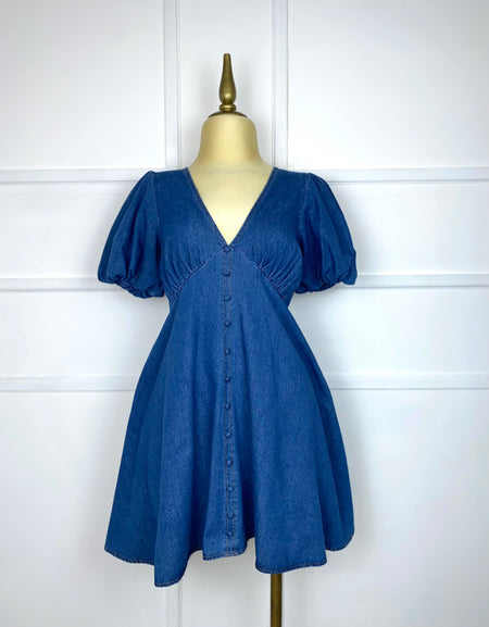 Vestido corto de mezclilla con botones