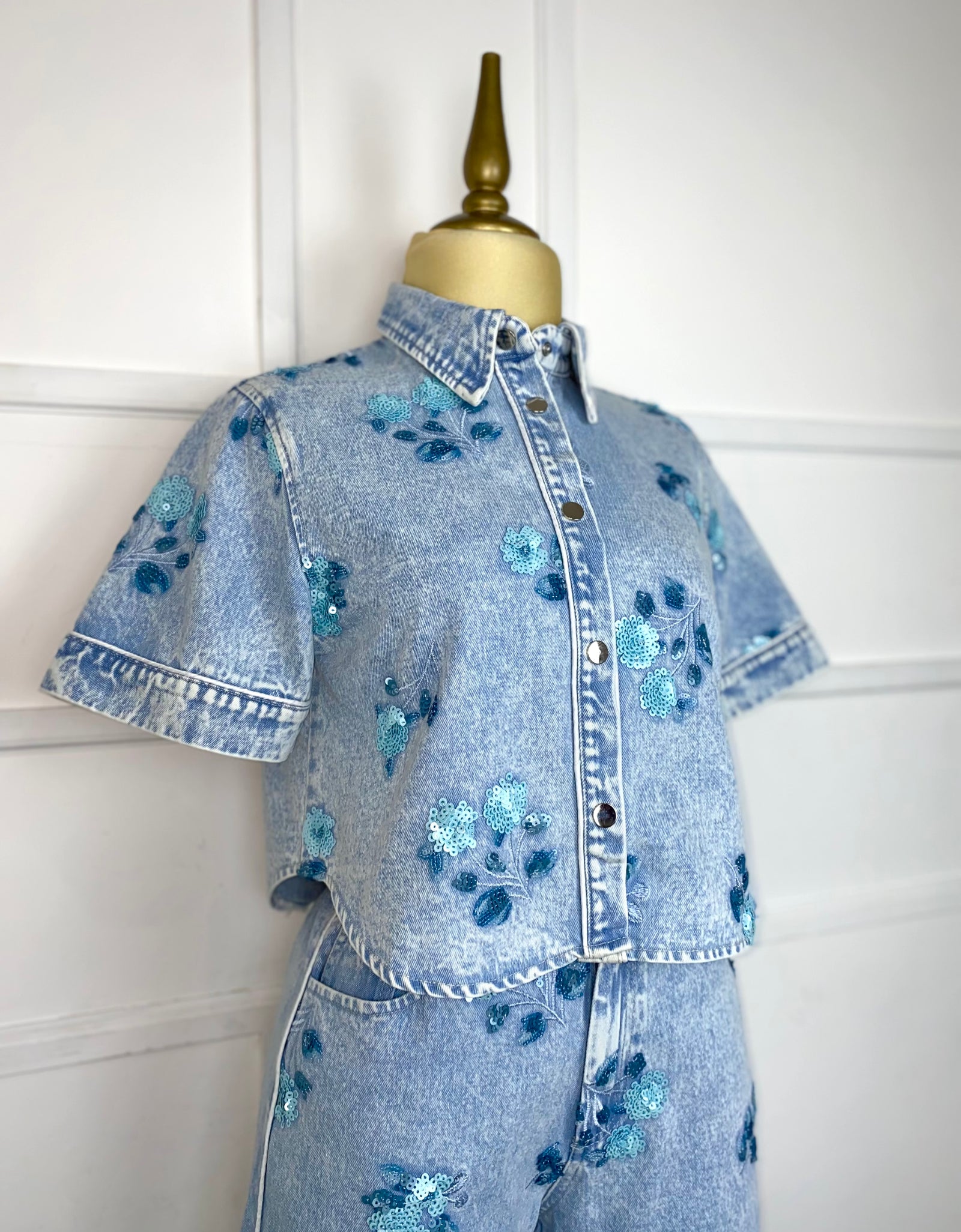 Set mezclilla flores azules de lentejuelas