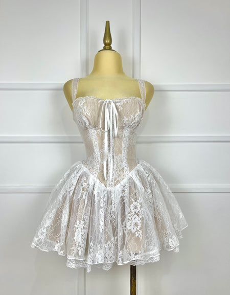 Vestido blanco encaje tipo corset