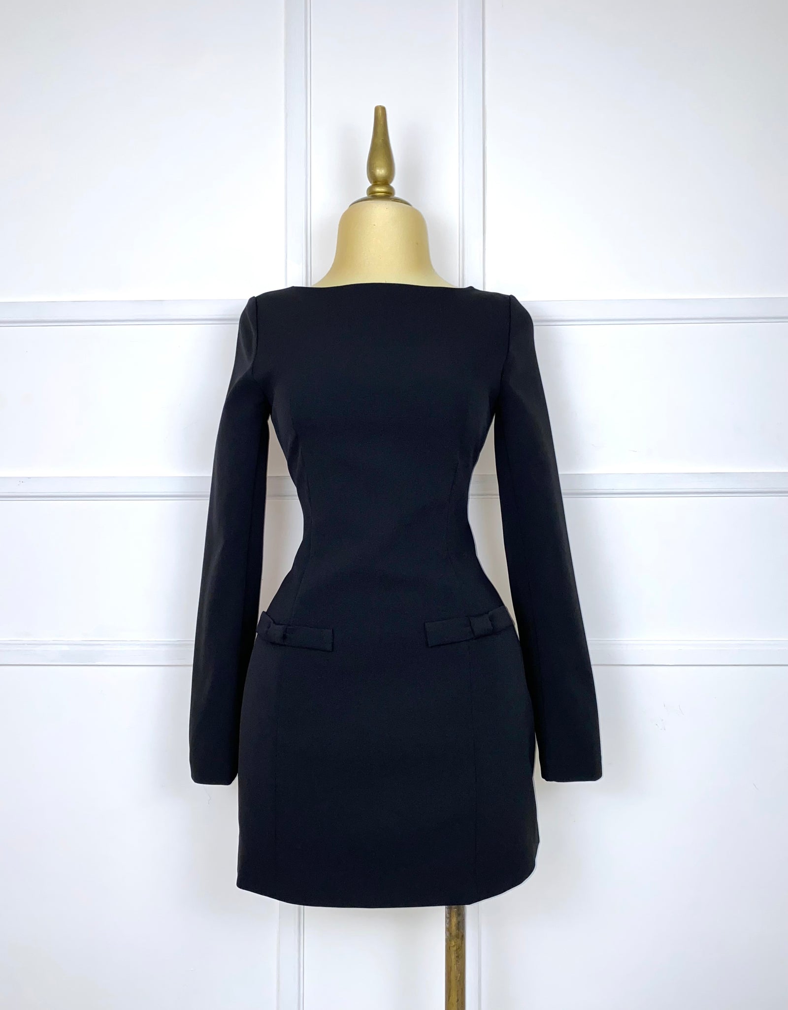 Vestido negro liso manga larga