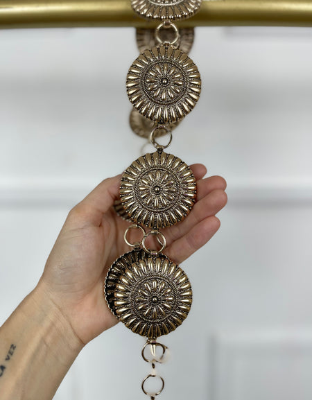 Cinto metálico cobre circular