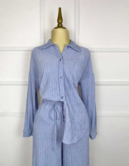 Set azul cielo pedrería camisa y pantalón