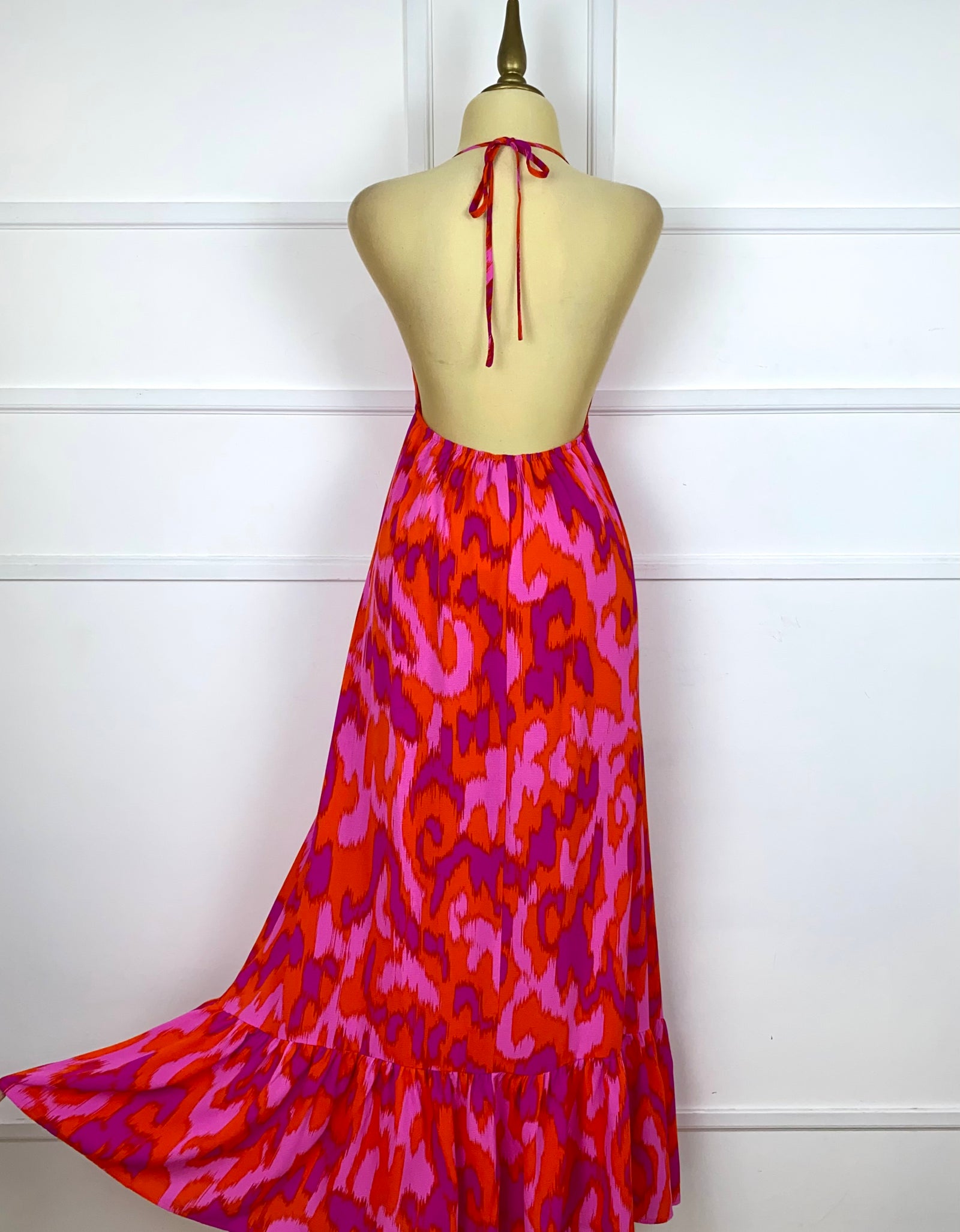 Vestido largo halter estampado naranja/rosas