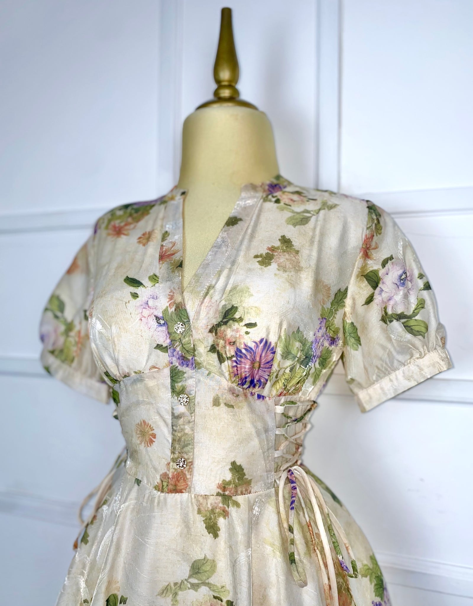Vestido beige estampado flores