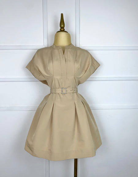 Vestido kaki con cinto