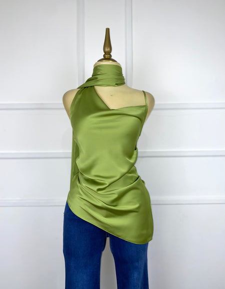 Blusa satinada asimétrica (2 colores)