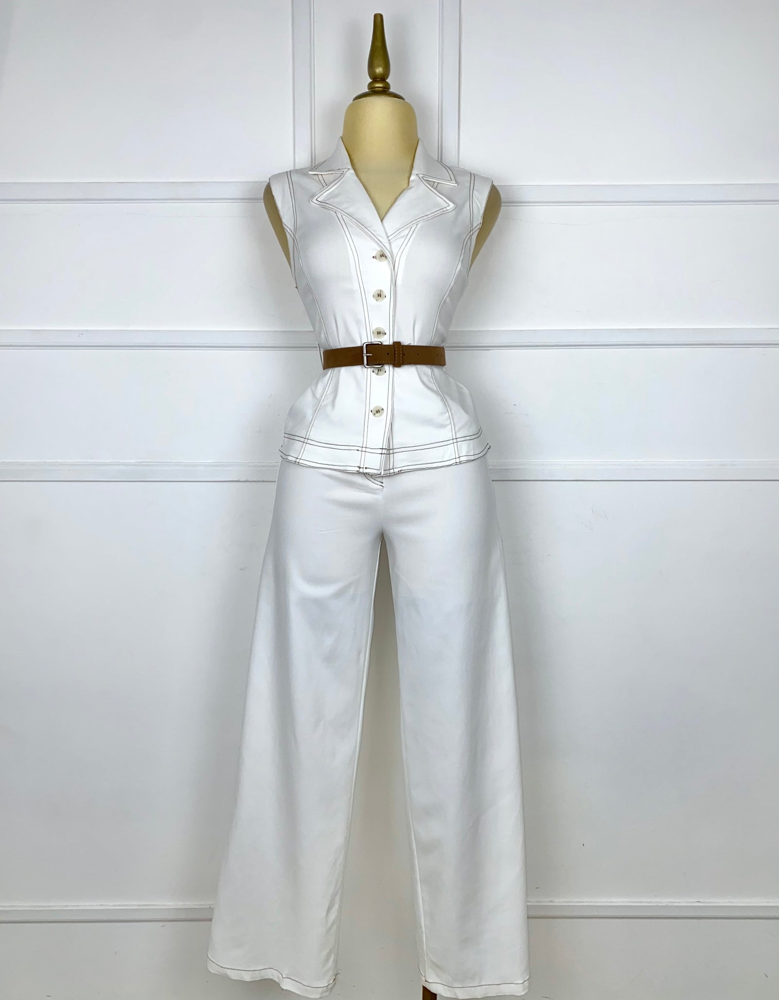 Set blanco stretch con cinto
