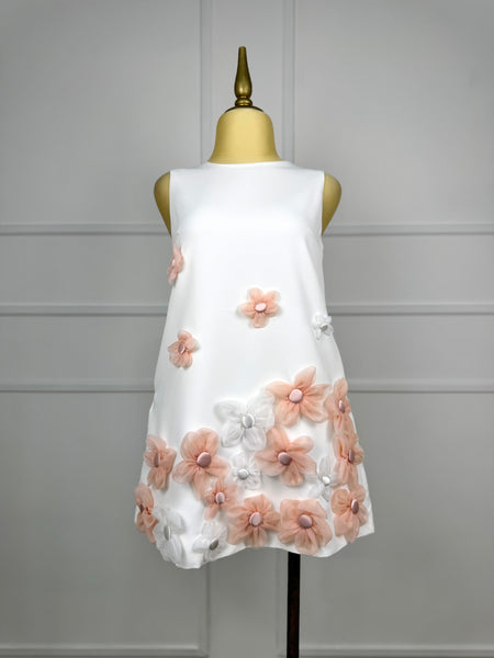Vestido blanco con flores