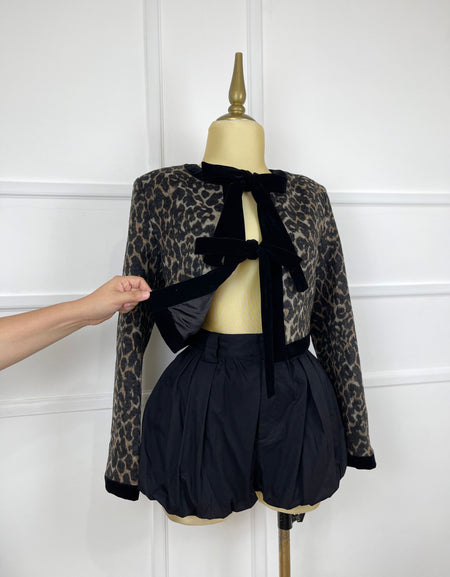 Short negro bombacho