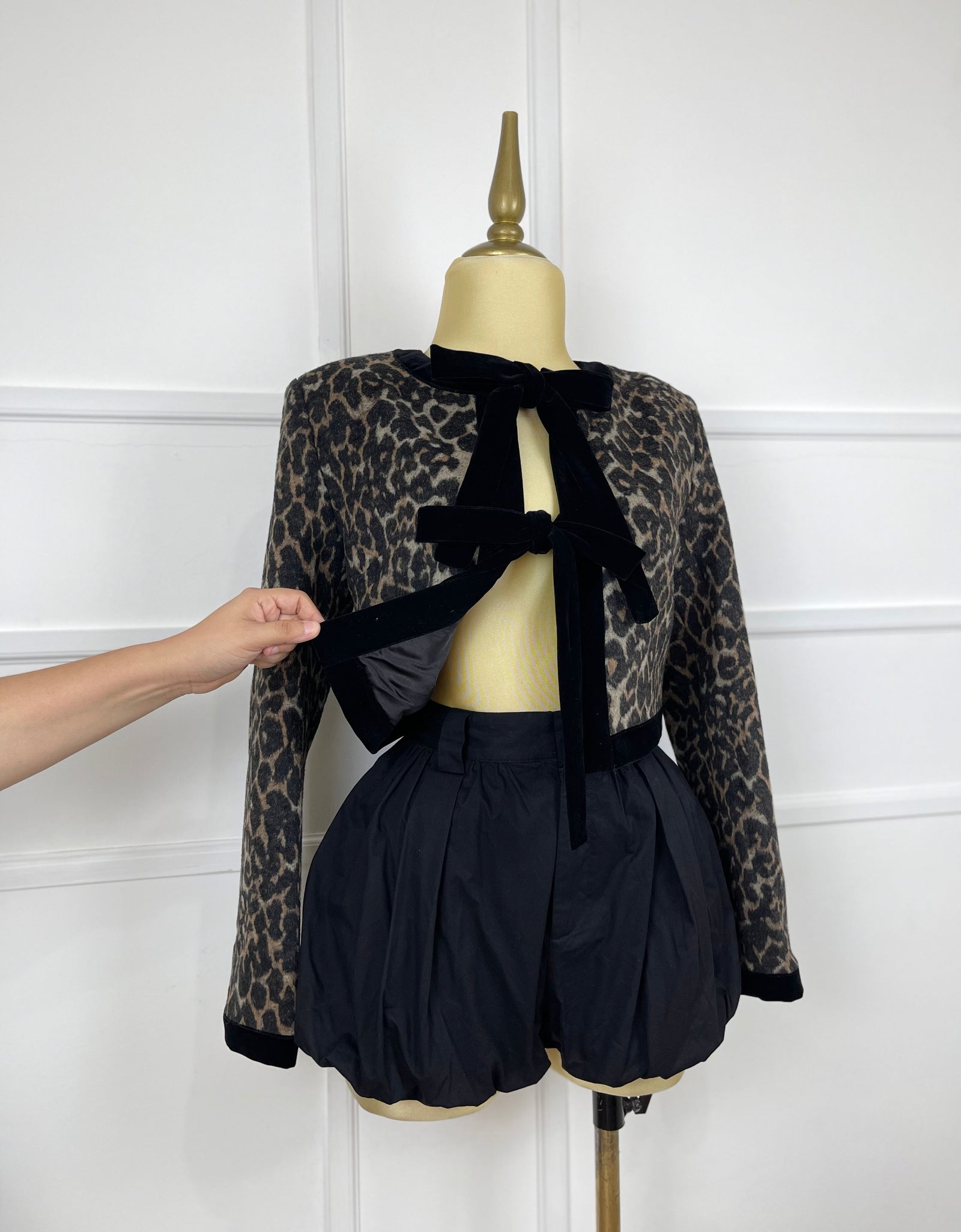 Blazer afelpado animal print con gamuza