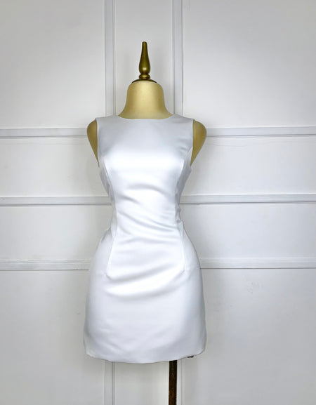 Vestido blanco con listones