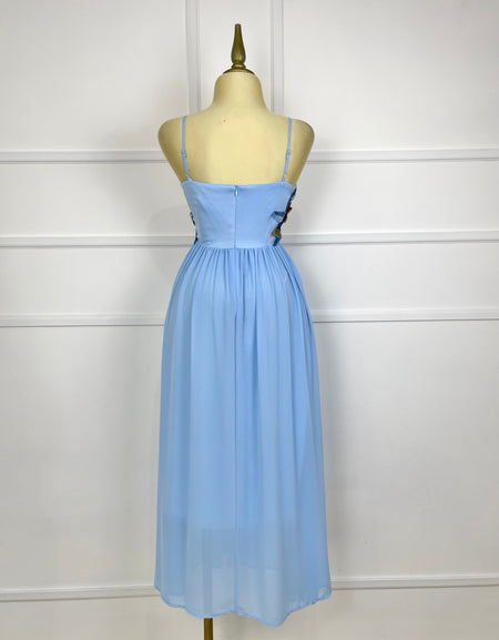 Vestido azul con flores