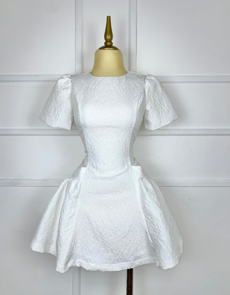 Vestido blanco brocado corte A