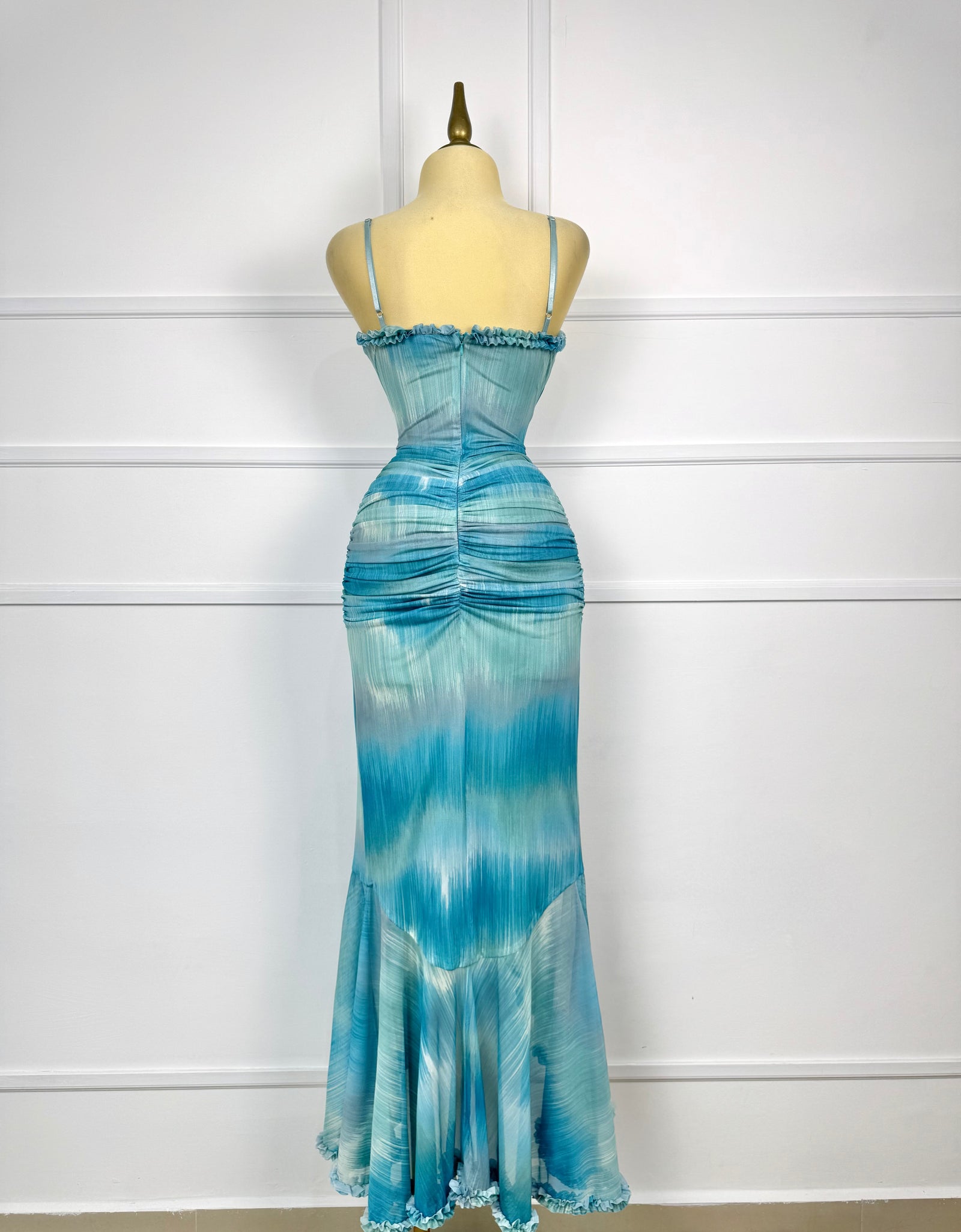Vestido mesh estampado con olanes