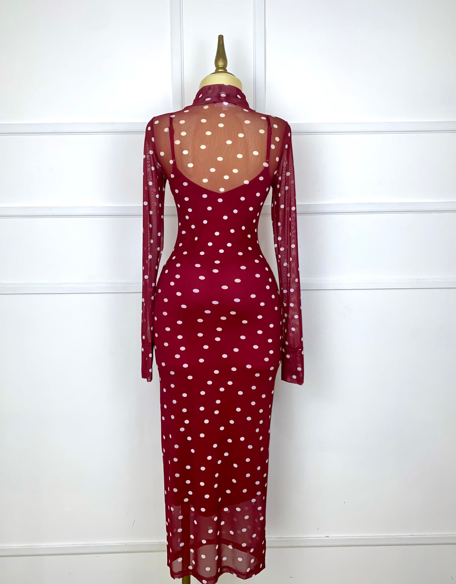 Vestido tinto polka dots