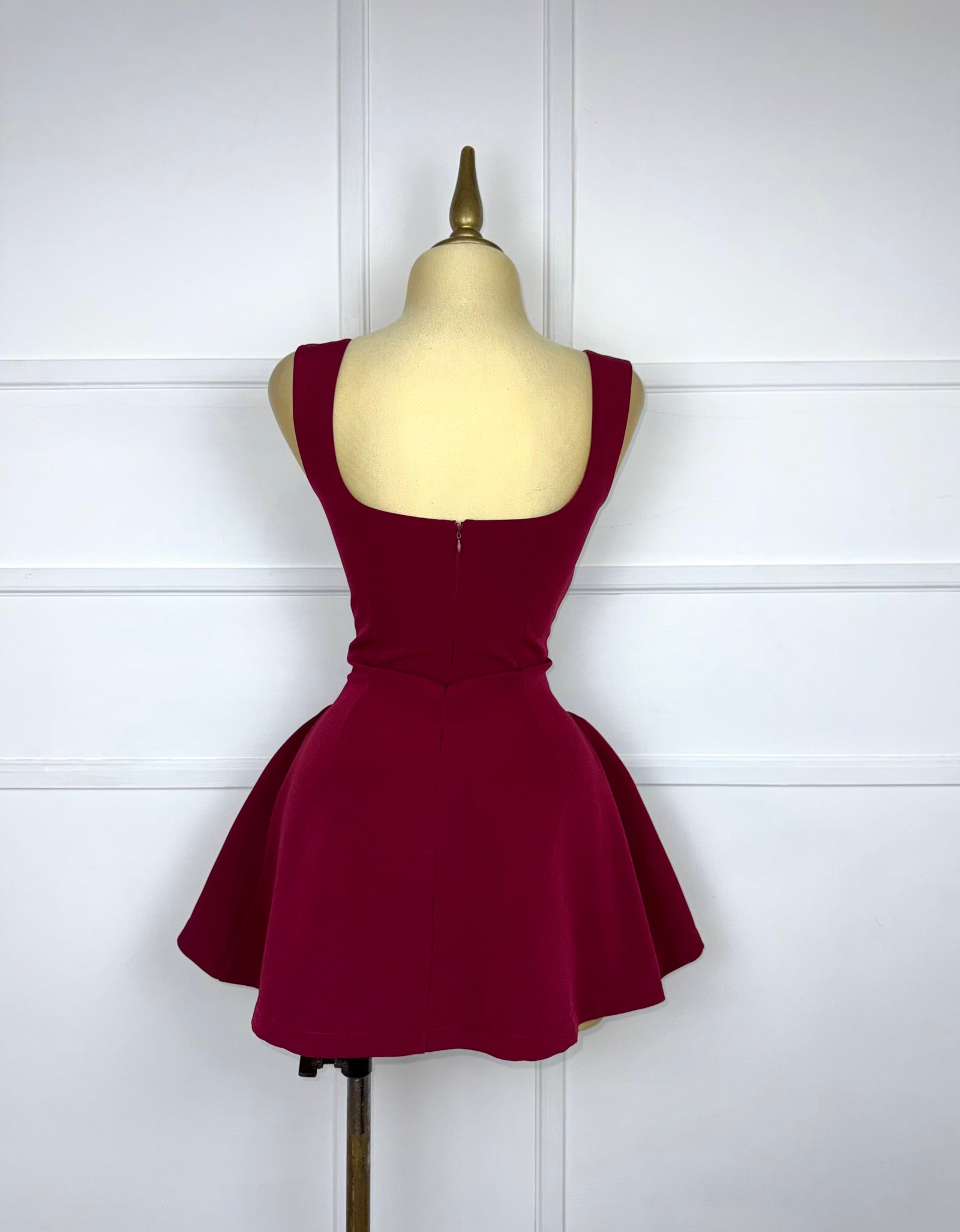 Vestido corto tinto