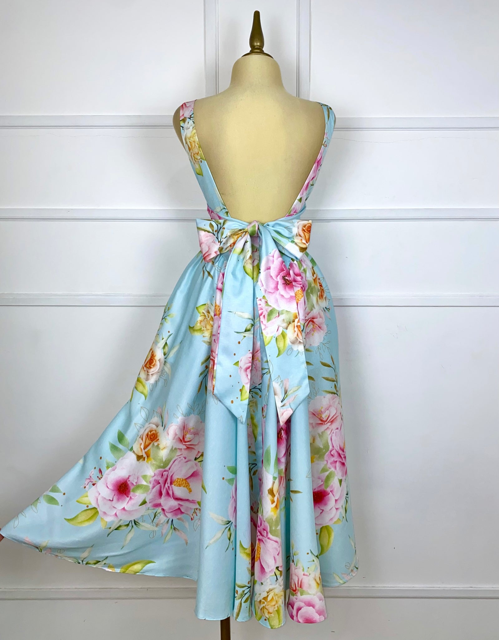 Vestido azul estampado floral