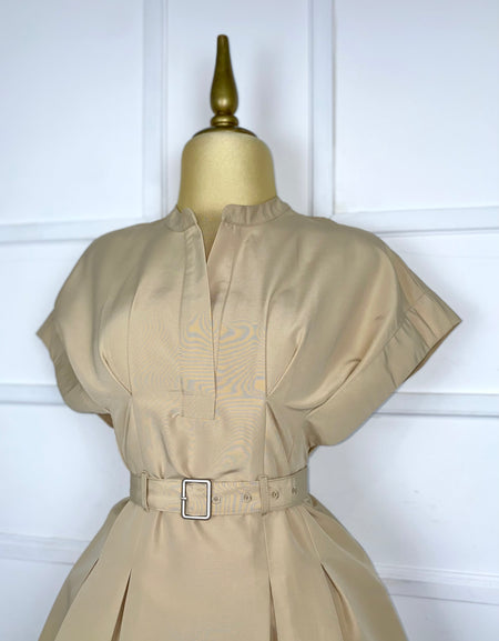 Vestido kaki con cinto