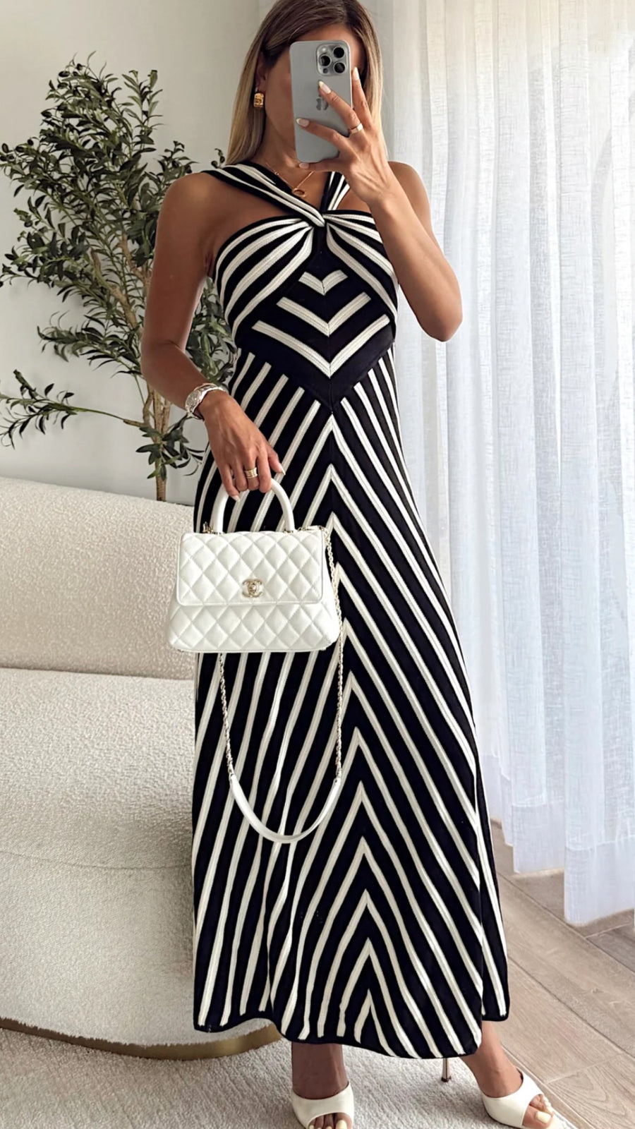 Vestido largo tejido blanco y negro