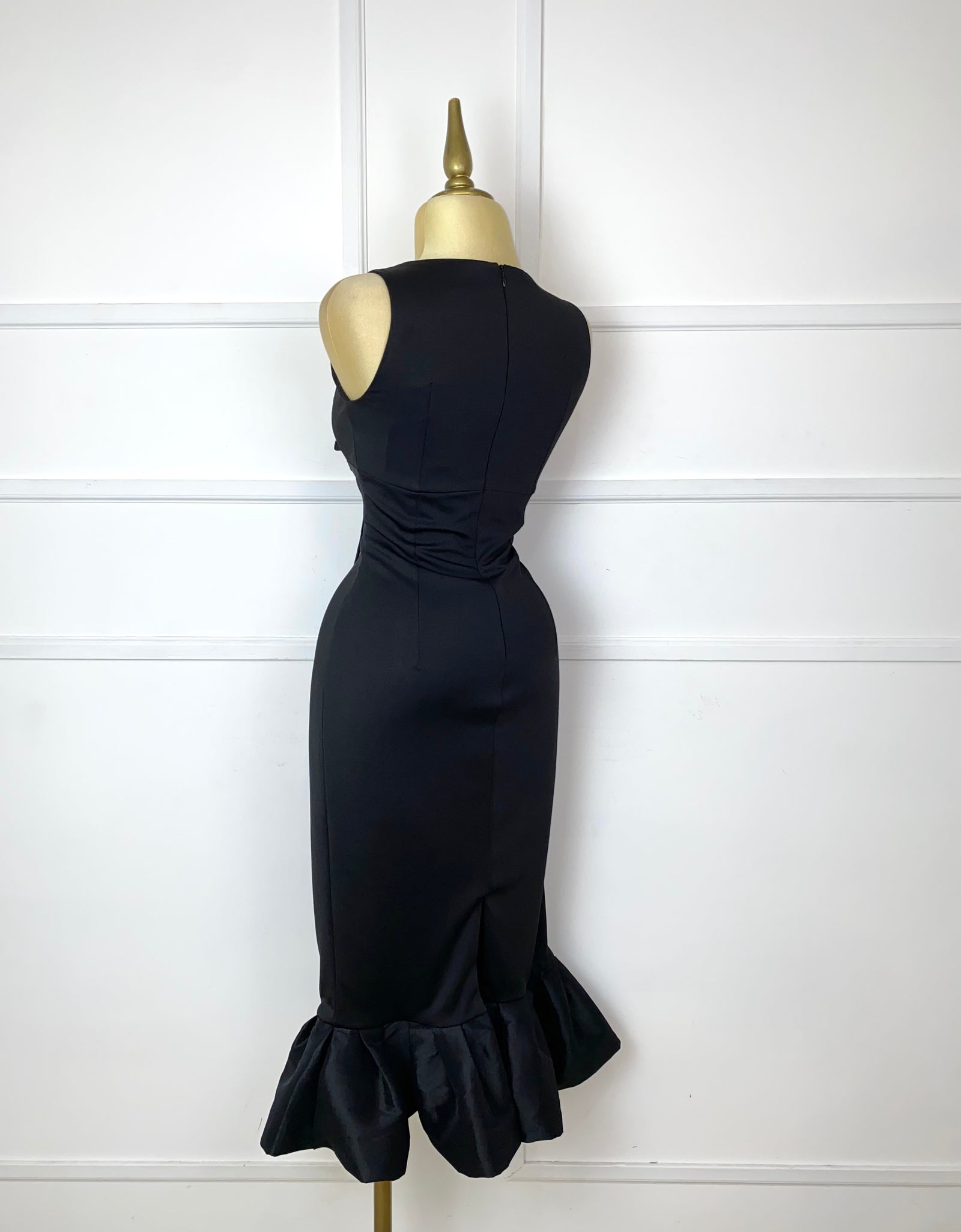 Vestido midi negro con moño