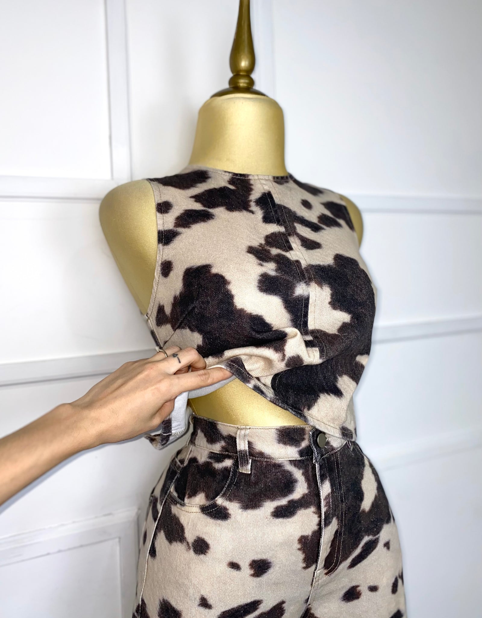 Set estampado vaca con moños (blusa y pantalón)