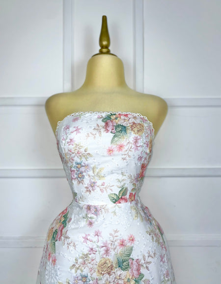 Vestido blanco guipur con flores