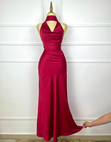 Vestido tinto largo satinado
