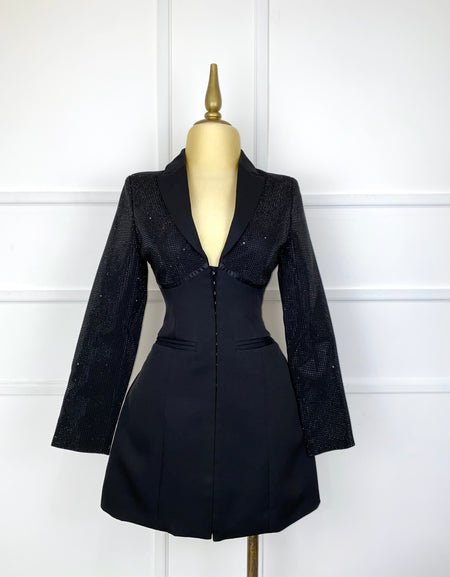 Vestido tipo blazer con pedrería
