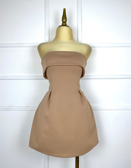 Vestido corto strapless