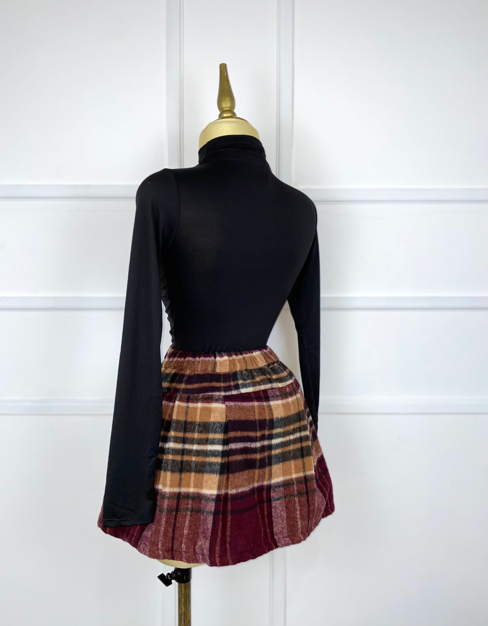 Set tinto cuadros afelpado (camisa y short falda)