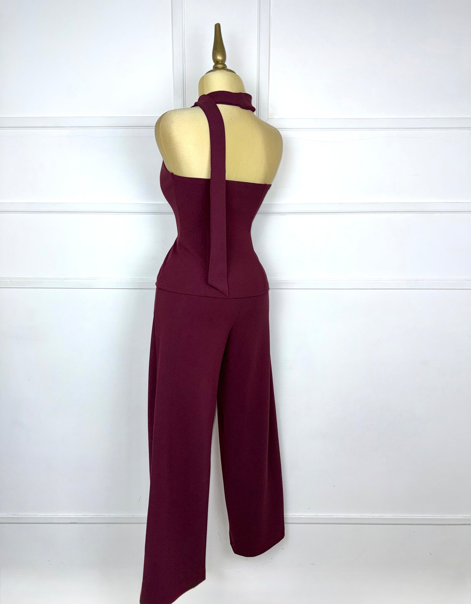 Set tinto stretch botones dorados